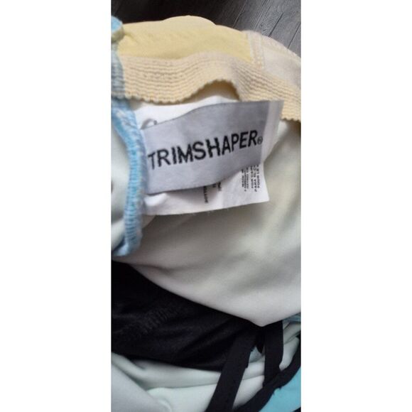 Trimshaper Ruched Slimming One Piece Swimsuit Bathingsuit Women's Size 16 - Picture 6 of 7